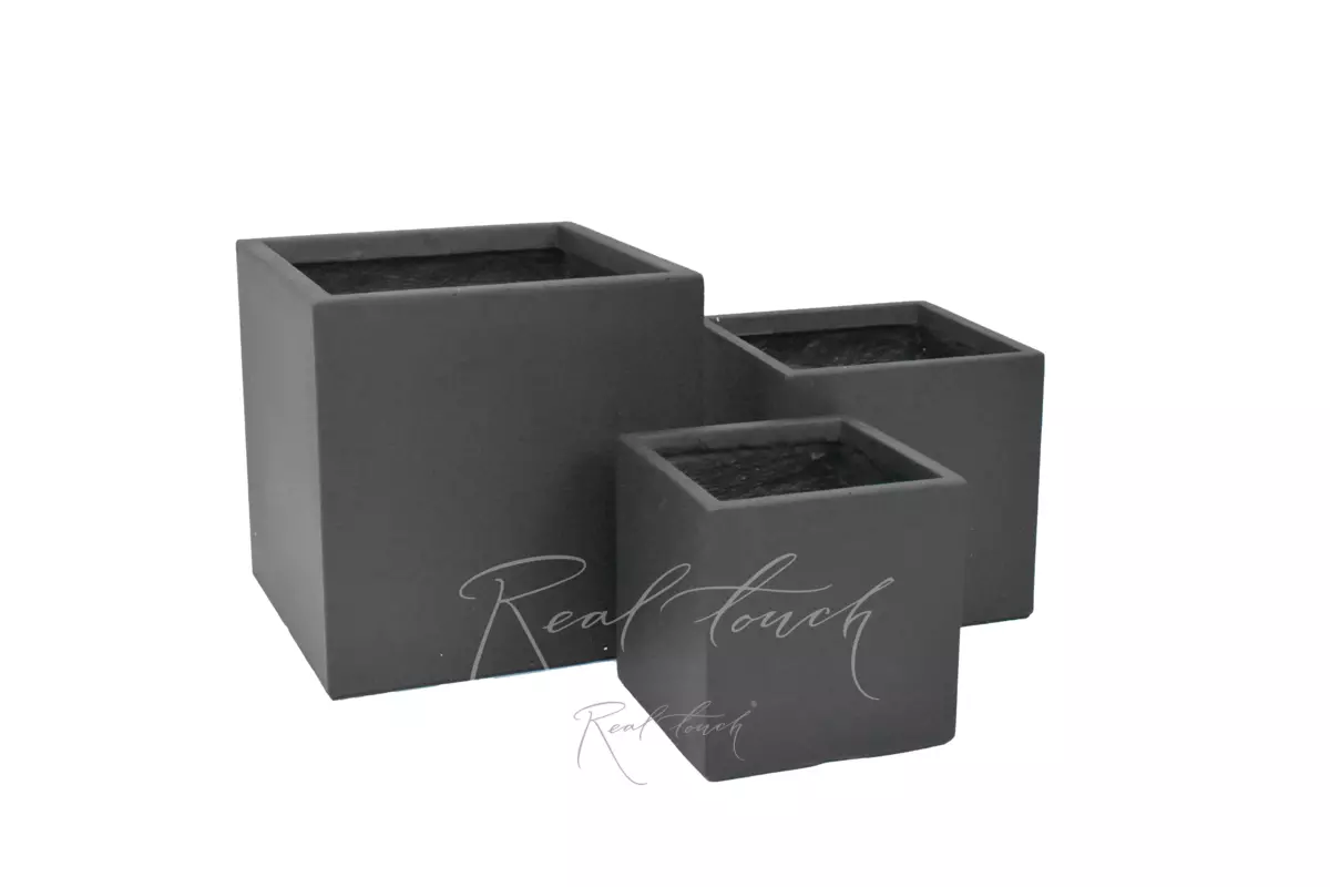 Кашпо Real Touch Plain Cube (L).2208 - Черный